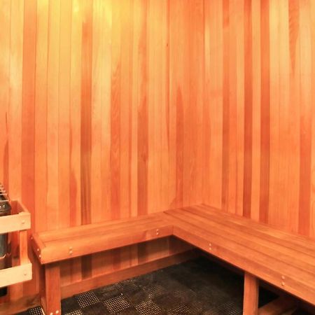 Holiday In La - 1Br With Free Parking, Laundry, Pool Лос-Анджелес Экстерьер фото