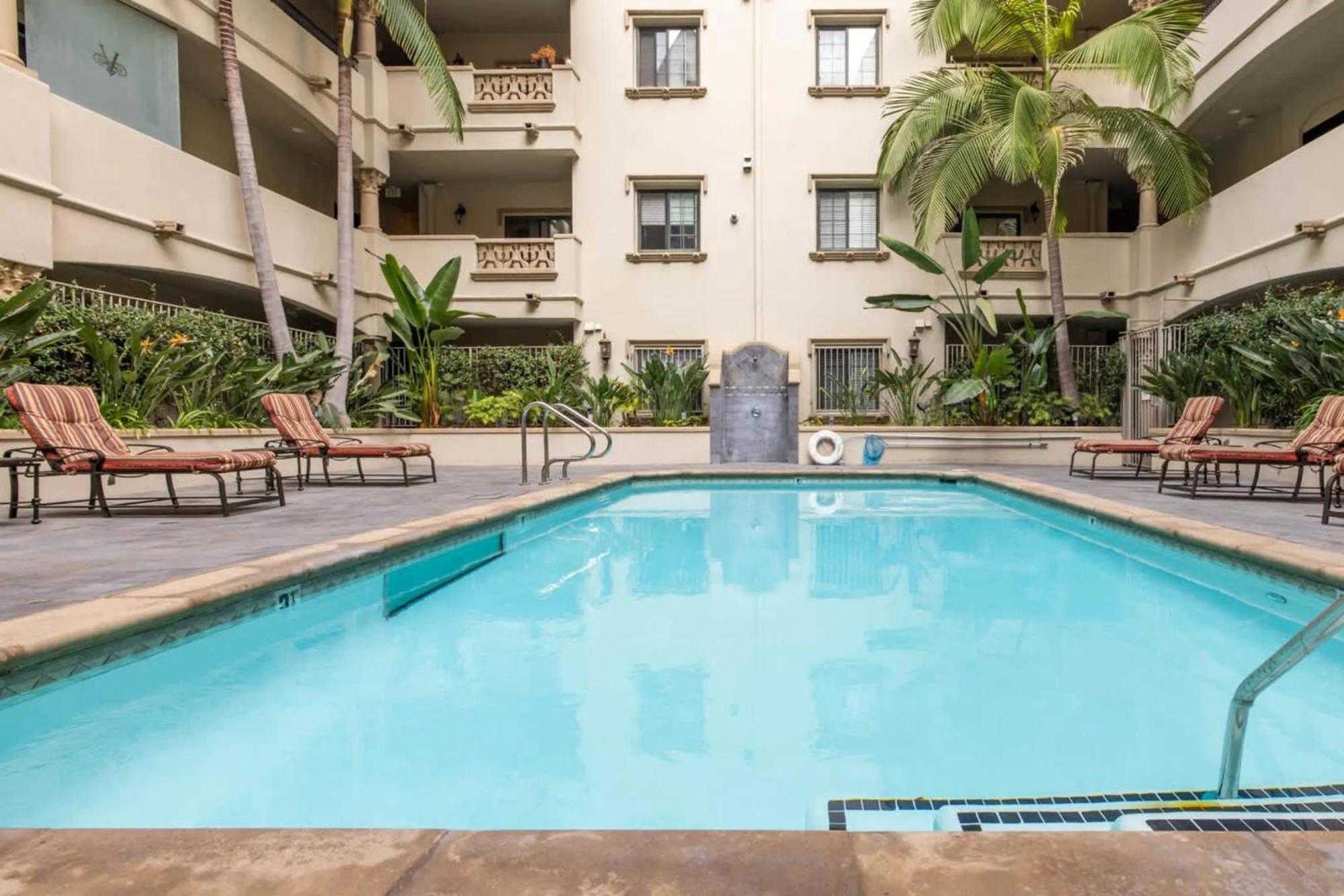 Holiday In La - 1Br With Free Parking, Laundry, Pool Лос-Анджелес Экстерьер фото
