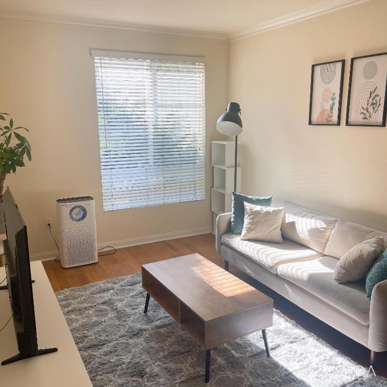 Holiday In La - 1Br With Free Parking, Laundry, Pool Лос-Анджелес Экстерьер фото